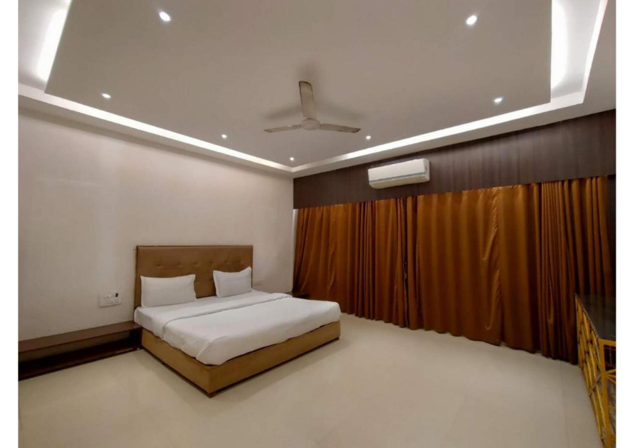Air Infinity Casa Pool 5Bhk Villa Igatpuri Esterno foto